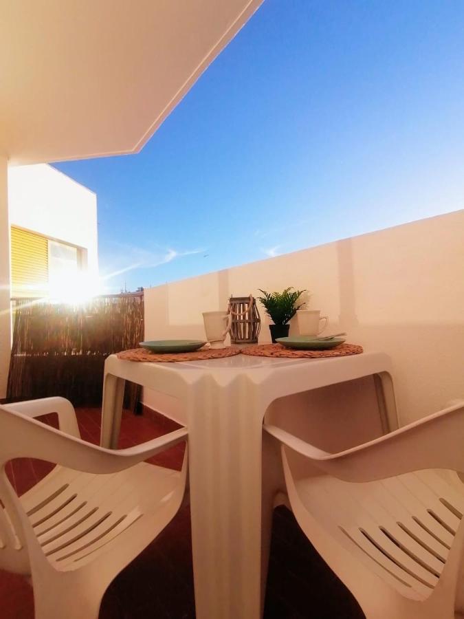 Lovely Apartment 500 M Walk To The Beach Portimao Luaran gambar